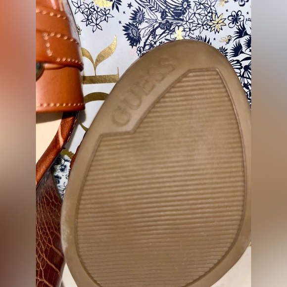 Guess Wedges - Picture 7 of 7